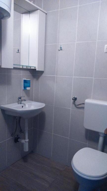 Apartments Ninske Vodice Cameră foto