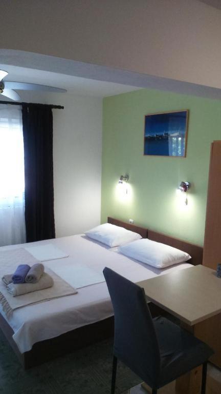 Apartments Ninske Vodice Cameră foto