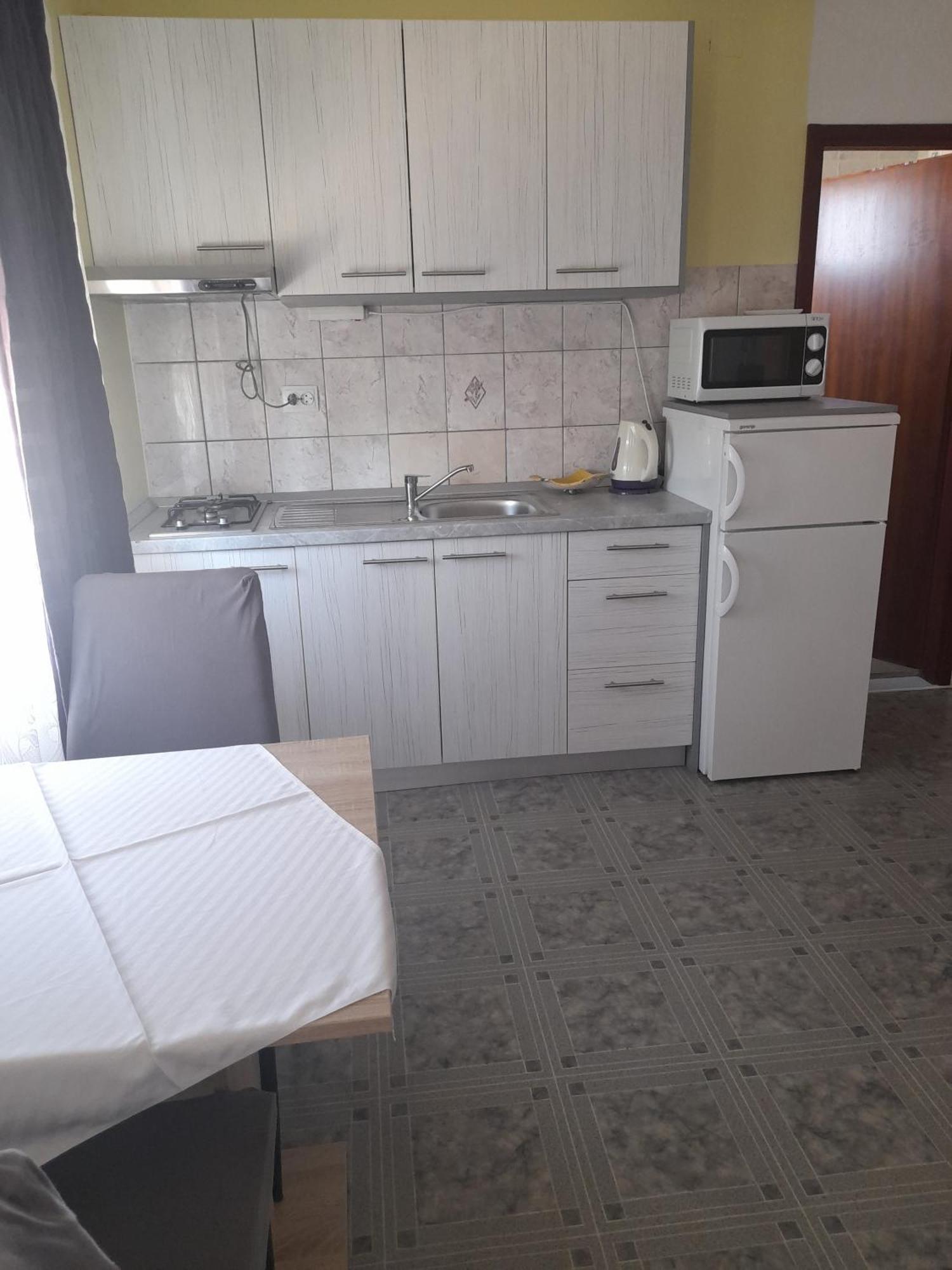 Apartments Ninske Vodice Cameră foto